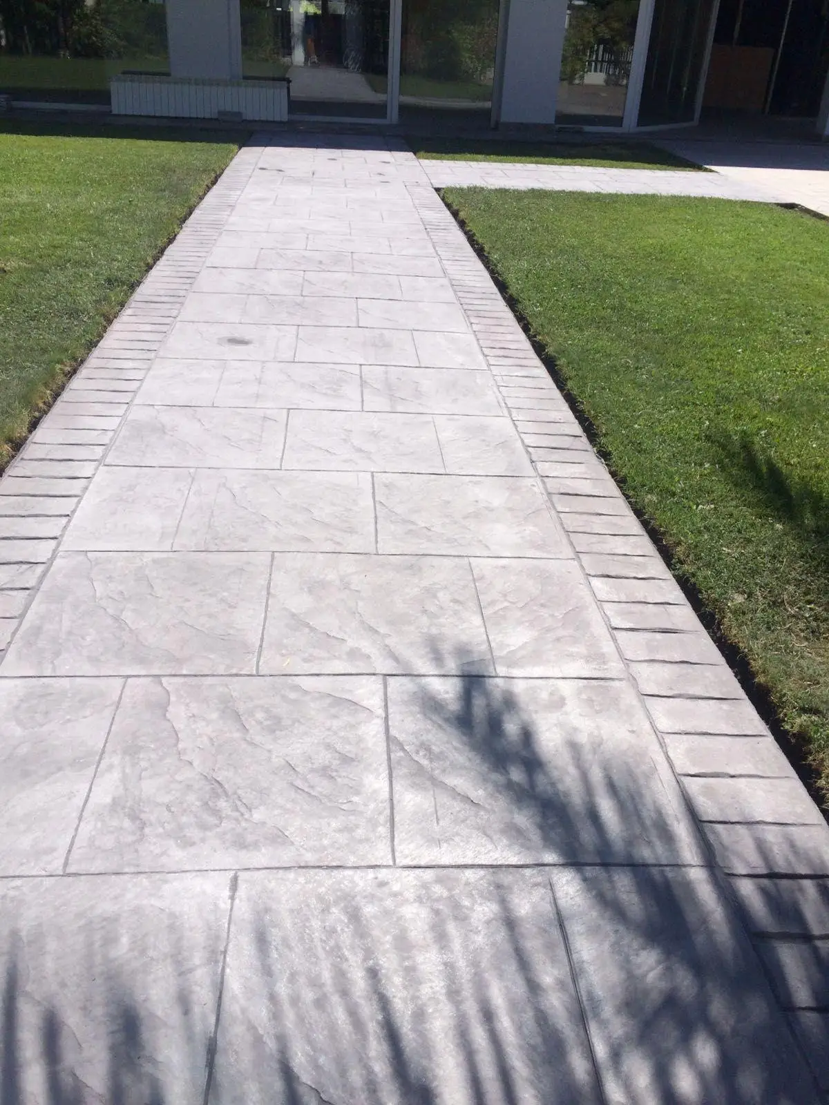 sidewalk concrete contractors tampa
